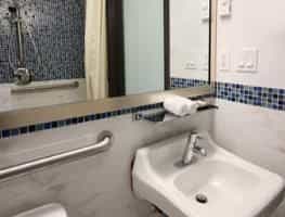 Howard Johnson Manhattan Soho