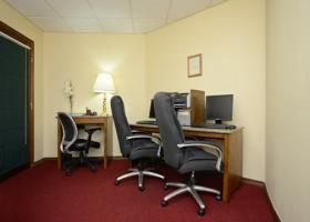 Quality Inn & Suites Near Fort Sam Houston3