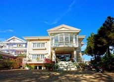 Nguyen Hung Hotel3