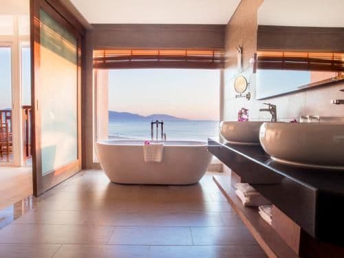 Premium Suite with Balcony - Ocean View