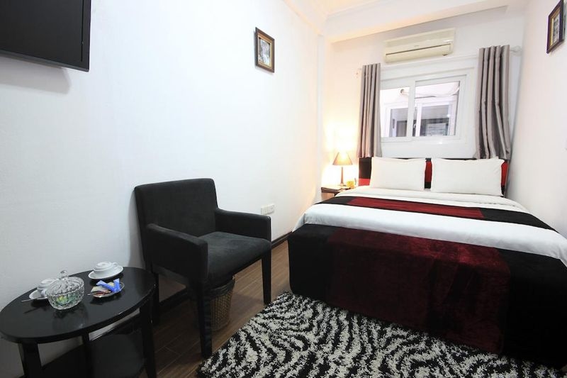 Hanoi Crystal Hotel1