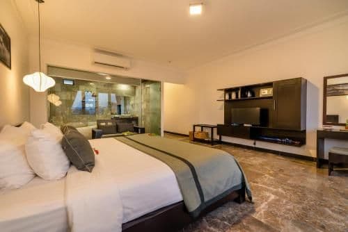 Connecting Rooms
