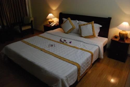 Deluxe Double or Twin Room Hill Side