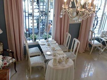 Simple & Charming Hotel Bed & Breakfast1