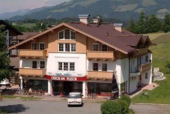 Sport und Familienhotel Klausen1