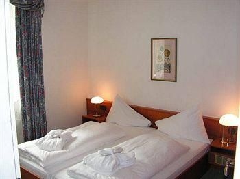 Sanotel3