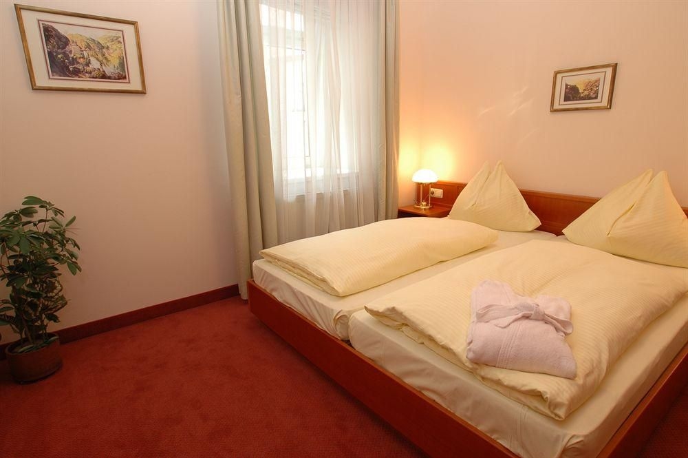 Sanotel1
