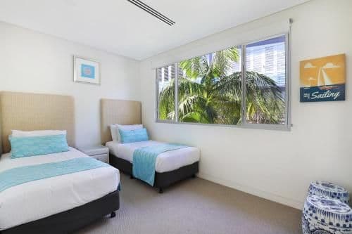 Three-Bedroom Townhouse with View