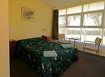 Southern Right Motor Inn3