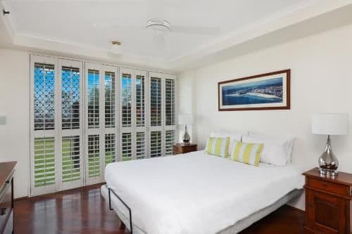 Standard Three-Bedroom Apartment Front Ocean View