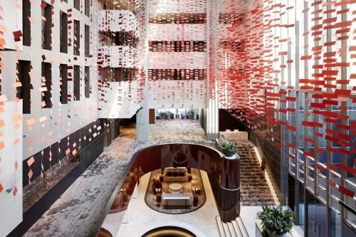 โฮเต็ล เรล์ม (Hotel Realm)0