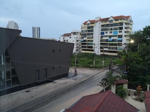 Superior One-Bedroom Apartment with Balcony