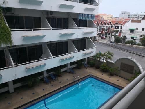Superior One-Bedroom Apartment with Balcony