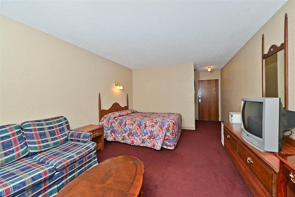 Americas Best Value Inn - Springfield / I-65 Battlefield4