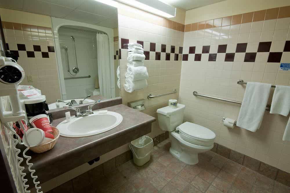 CANAD INNS CLUB REGENT CASINO