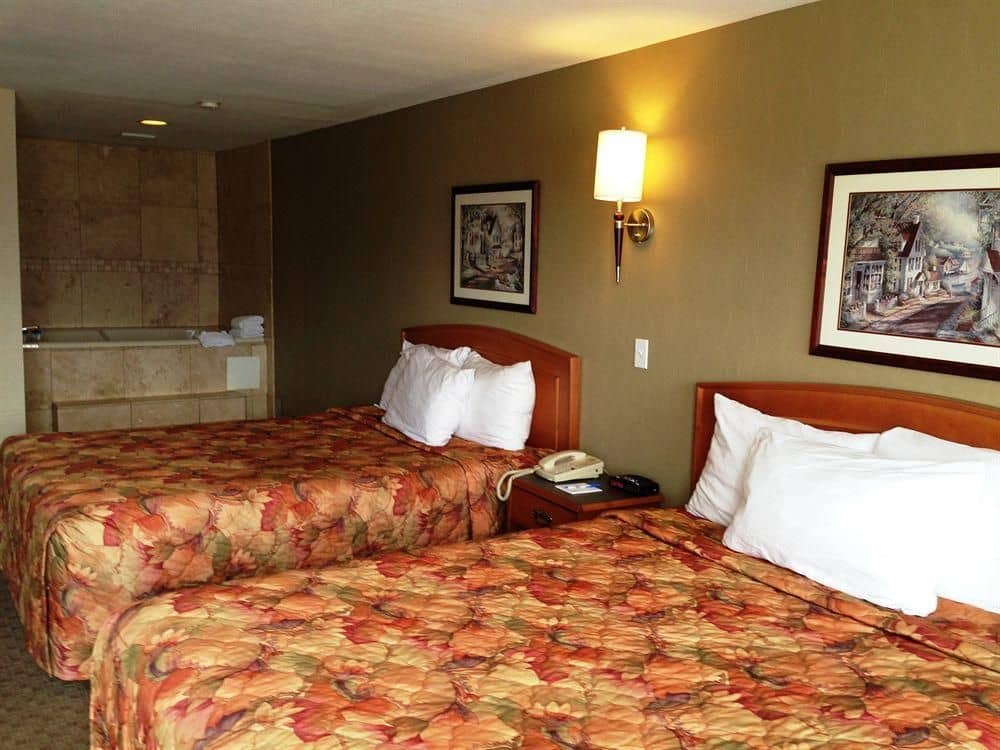 Canada's Best Value & Suites Canada's Best Value & Suites