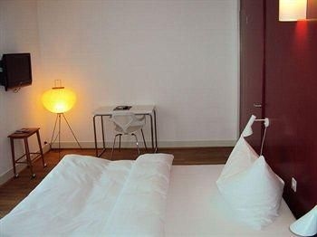 Hotel Im Schlosspark1