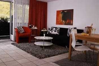 เรสซิเดนซ์ พาตริเซีย (Residence Patricia)1