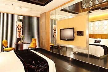 Nanjing Vogue Boutique Nanjing Vogue Boutique