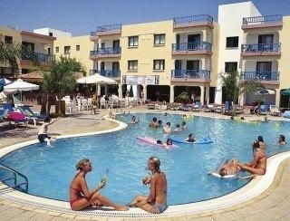 Tsokkos Holiday Apartments2