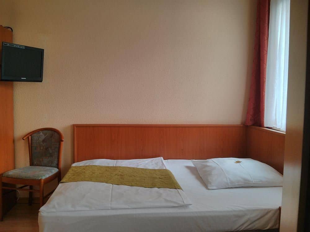 Hotel Britzer Tor Hotel Britzer Tor