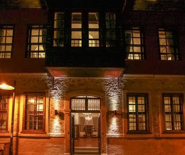 VILLA EIGHT BEDROOMS WITH PRIVATE POOL