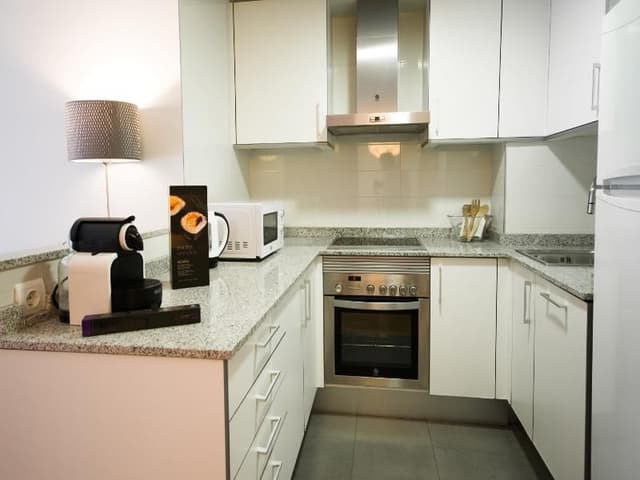 APARTMENT CAPACITY 2 ONE BEDROOM
