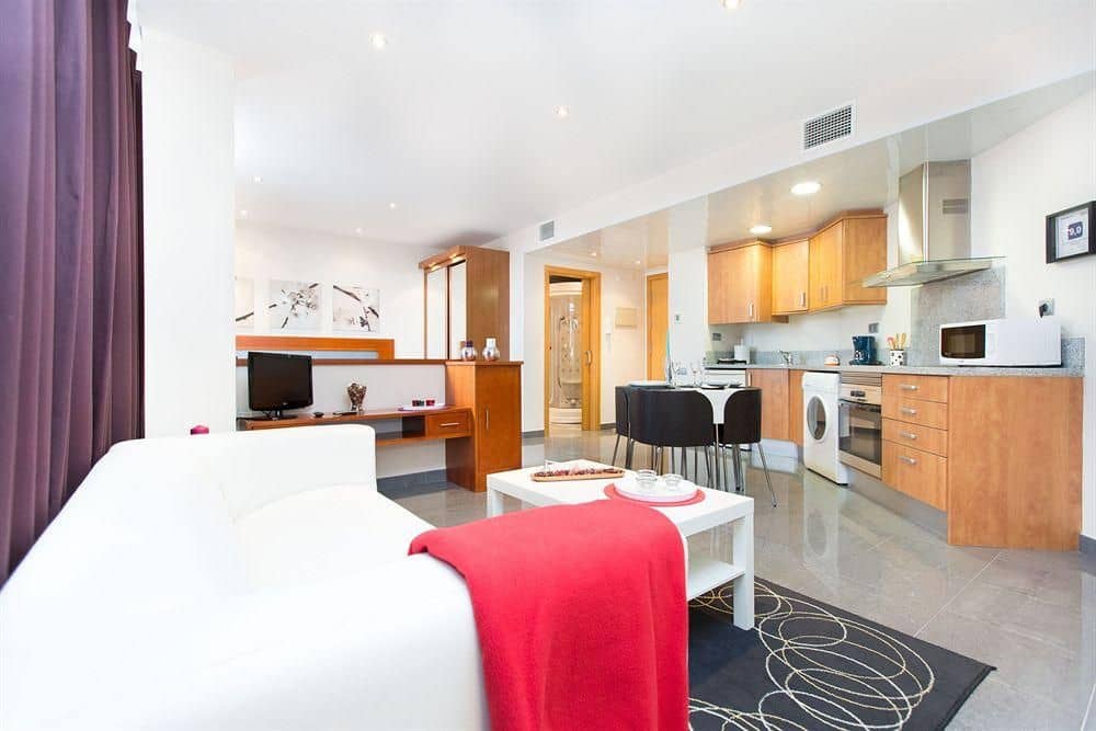 AinB Universitat Apartments AinB Universitat Apartments