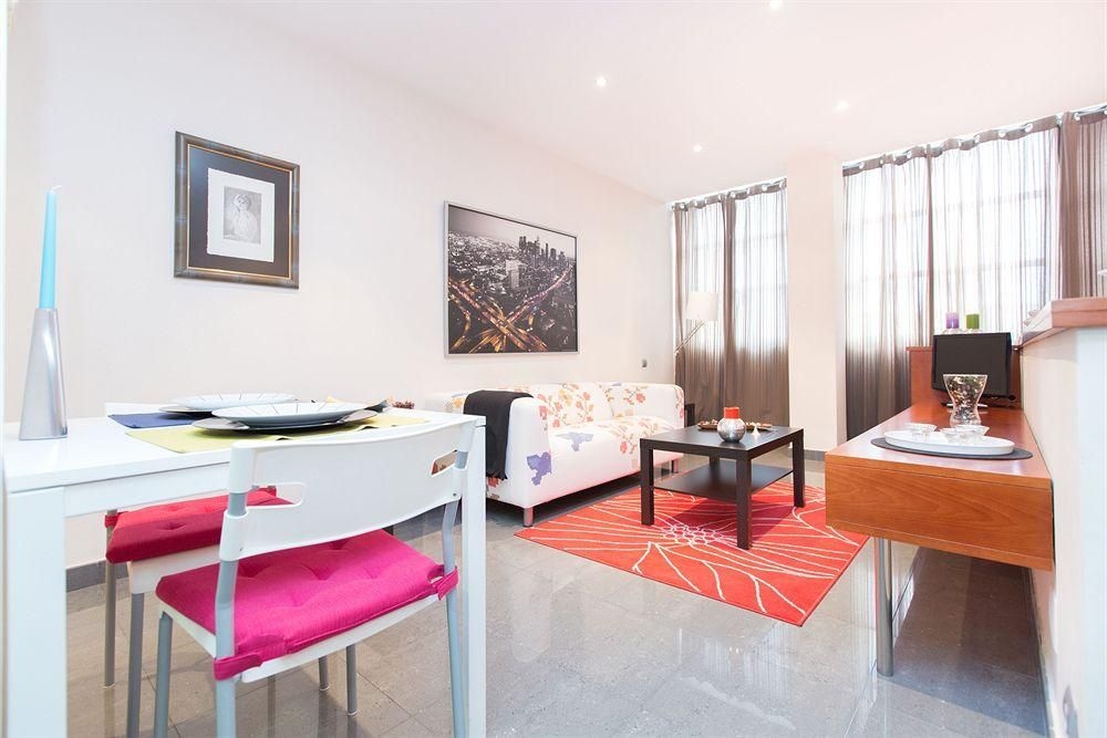 AinB Universitat Apartments3