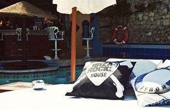 Ibiza Rocks House At Pikes Hot1