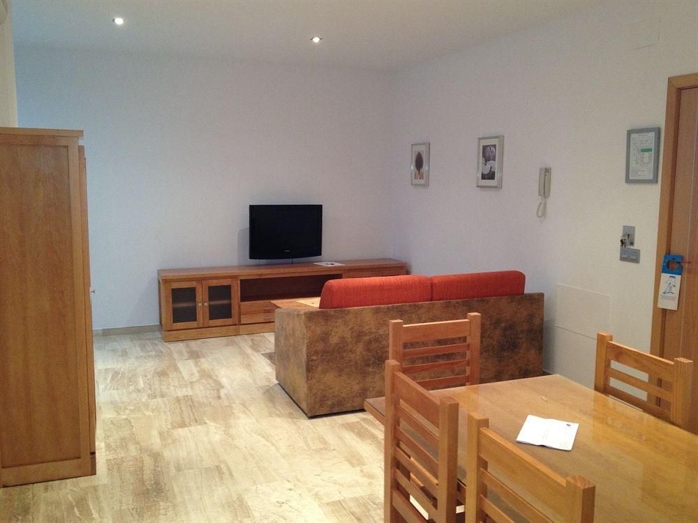Hotel Apartamentos Loto Conil2