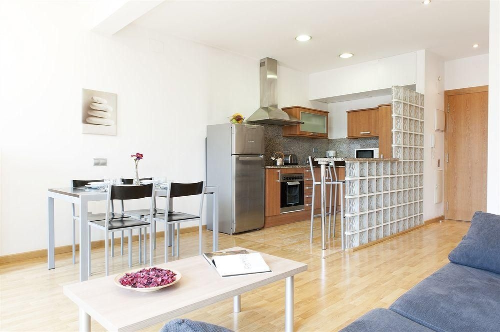 MH Apartments S. Familia4