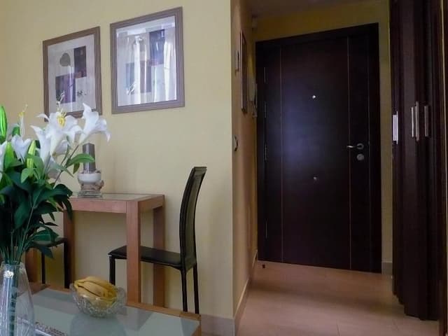APARTMENT CAPACITY 2 ONE BEDROOM