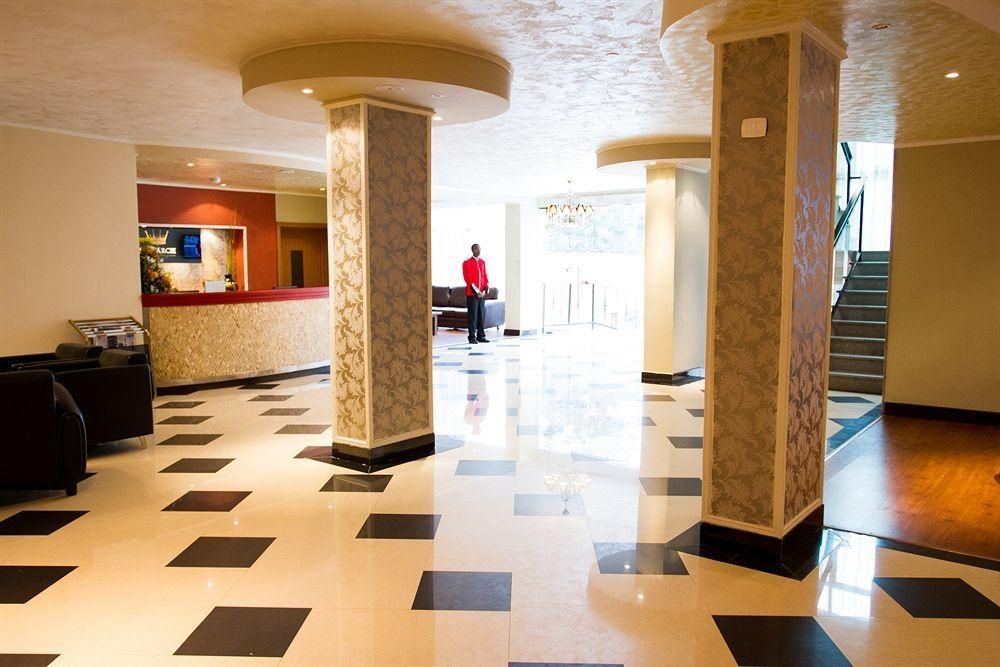 Monarch Hotel0