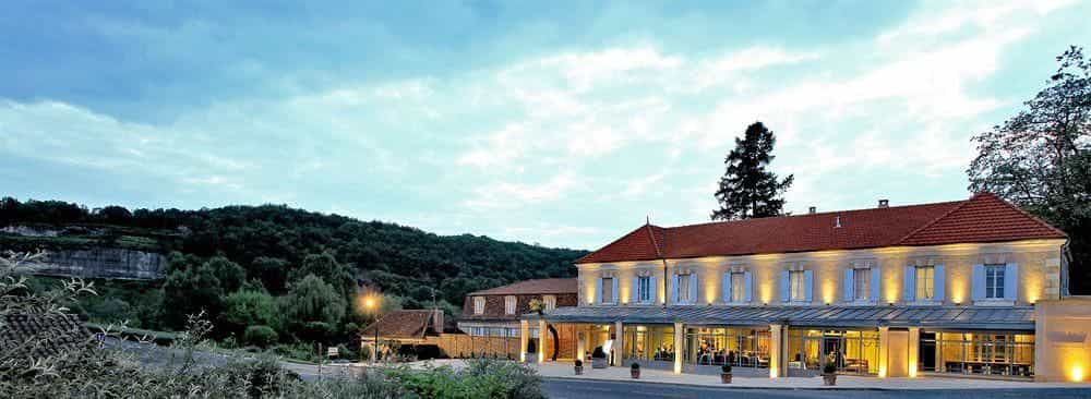 Hotel - Restaurant Les Glycines Hotel - Restaurant Les Glycines