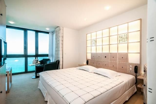DOUBLE DELUXE SEA VIEW