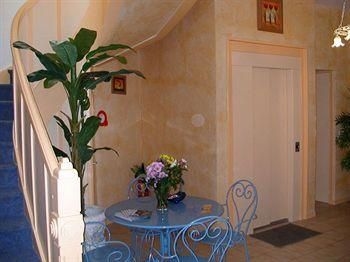Cleotel3