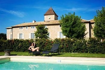 เลอ ชาโต เดอ แบสเซย (LE CHATEAU DE BESSEUIL)0