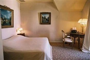 Hotel Le Manoir4