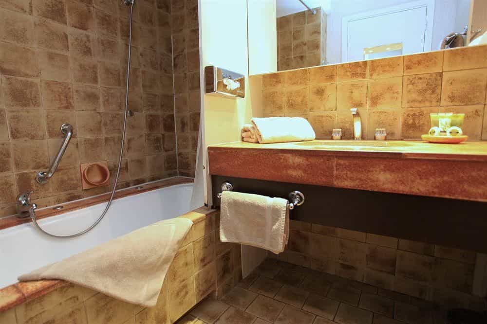 Club Maintenon Club Maintenon