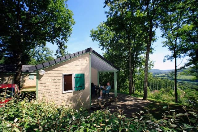 BUNGALOW CAPACITY 6