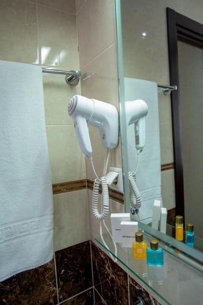 SINGLE STANDARD