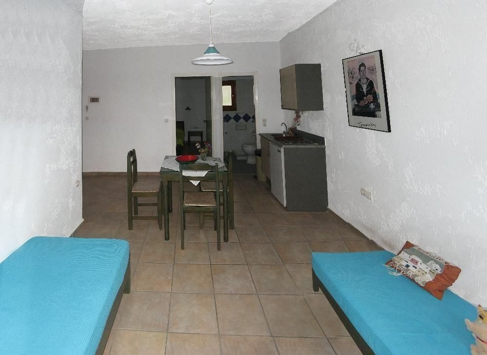 Romantica Hotel Apartments3