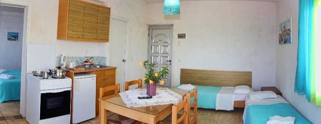 VILLA CAPACITY 6