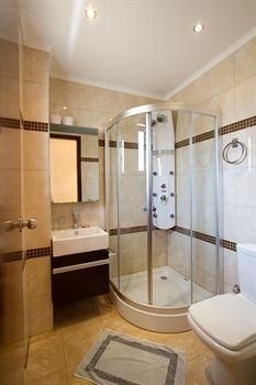 Langley Resort Almirida Bay0