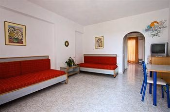 Ekaterini Apartments0