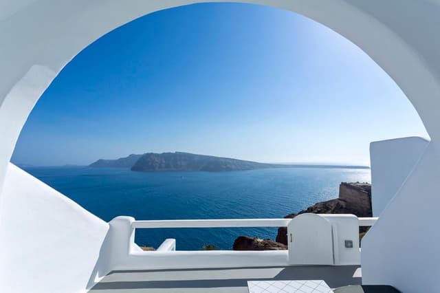 SUITE WITH VIEWS