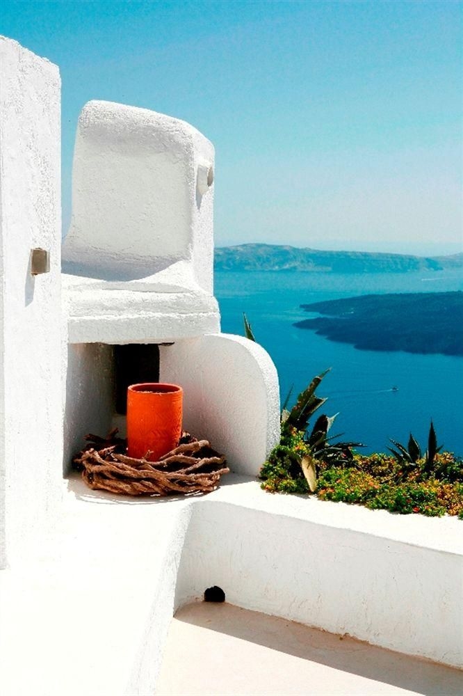 VILLAS AND MANSIONS OF SANTORIN0