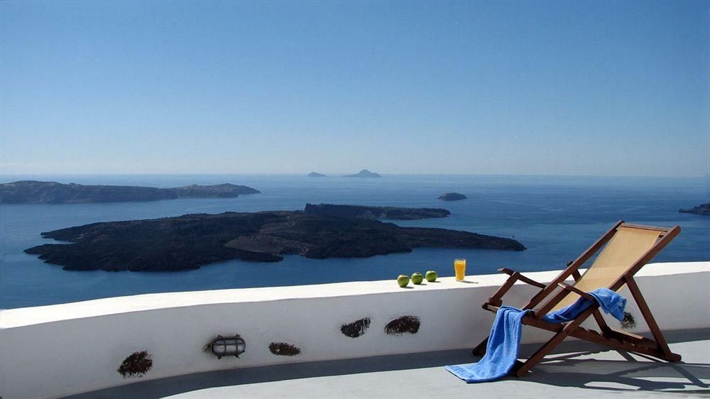 Irida Santorini0