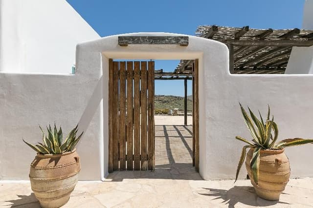 VILLA SEVEN BEDROOMS WITH PRIVATE POOL